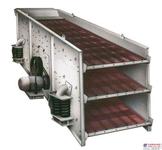 　新鄉(xiāng)市三鑫電機制造有限公司是一家專業(yè)設(shè)計、開發(fā)電機的公司。公司鑄造、機加工、設(shè)計、開發(fā)及生產(chǎn)各類特種電動機于一體，具有雄厚的產(chǎn)品開發(fā)能力，擁有先進(jìn)的生產(chǎn)和檢測設(shè)備，已全面通過最新版ISO9001：2000國際質(zhì)量管理體系認(rèn)證。公司主要生產(chǎn)YZS、YZU系列振動源三相異步電動機及派生系列YZVP系列振動電機、YZO系列振動電機、JZO振動電機、Y系列電機和YCT電磁調(diào)速電機等系列產(chǎn)品及工業(yè)氣泵打碼